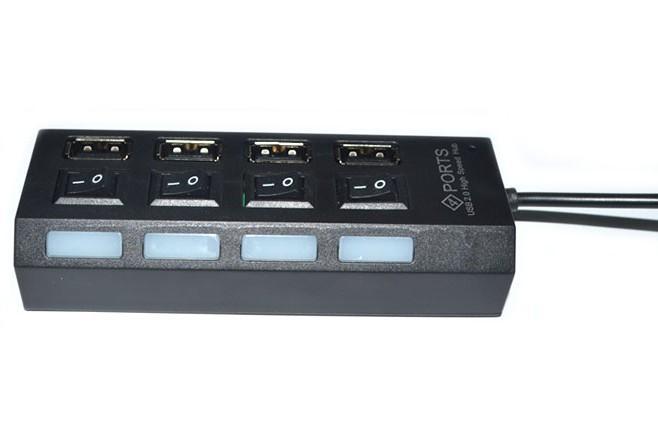 4 Ports USB Hubb 2.0 High Speed Hub On/Off Switch med LED Lampa