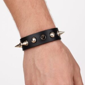 Nitarmband med koniska spikes Justerbar snap-knppning